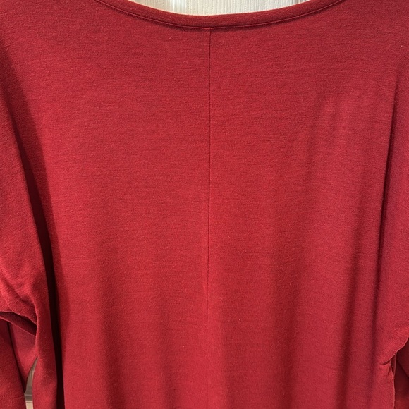 Women’s maroon quarter length sleeve shirt with buttons on arms - Picture 7 of 7